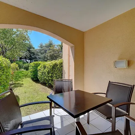 Upstays - 2 Rooms - Renovated - Pool - A C Cannes