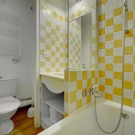 Immogroom - 2 - Renovated - Pool - Ac - Parking - Garden Apartment